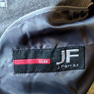 J Ferrar slim fit suit - jacket 42r - pants 34x30